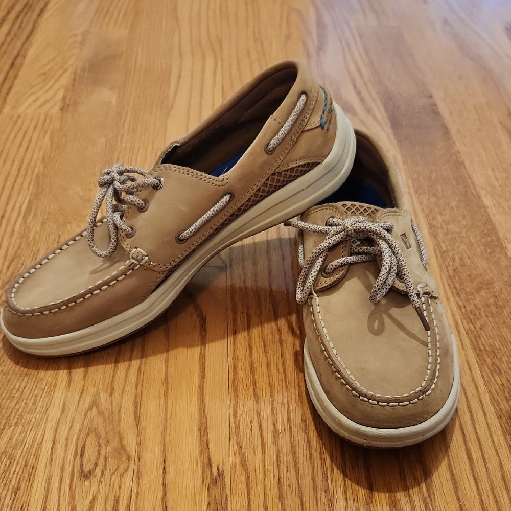 Men's Tan Boat Shoes